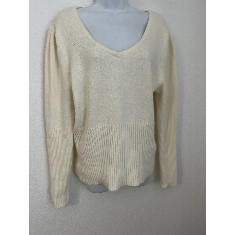 Mossimo Black Soft Angora Rabbit & Nylon Blend V Neck Long Sleeve Sweater Sz L